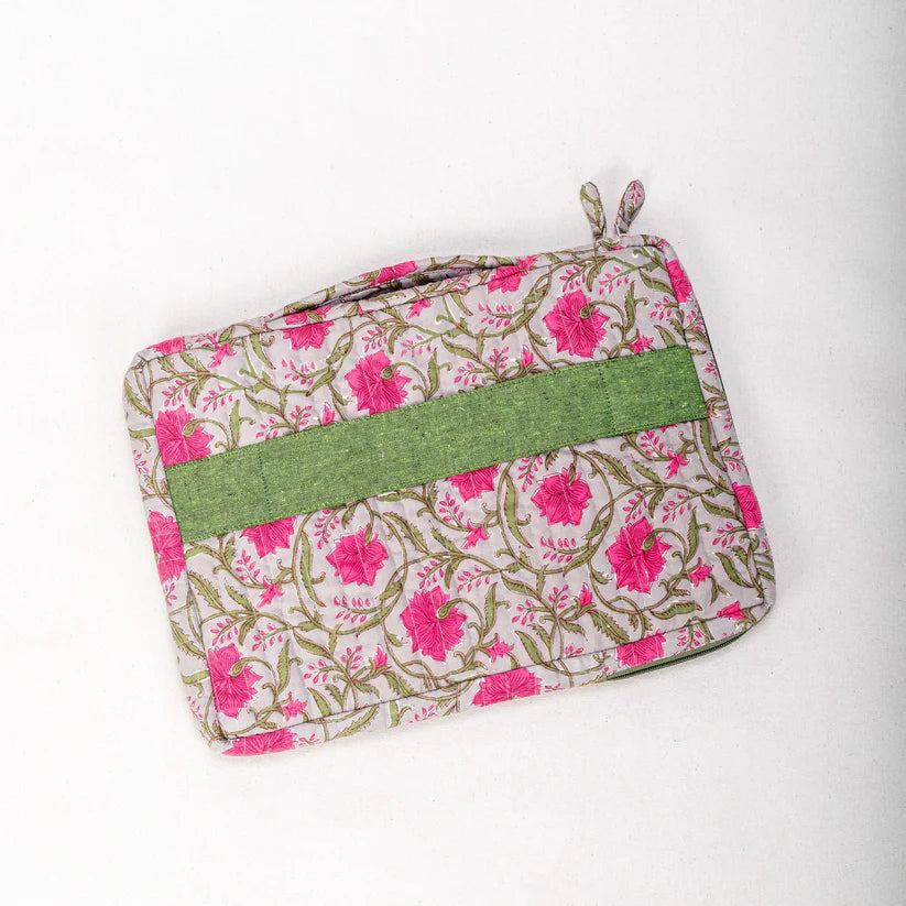Chic Quilted Cotton Laptop Sleeve with Blockprint Design