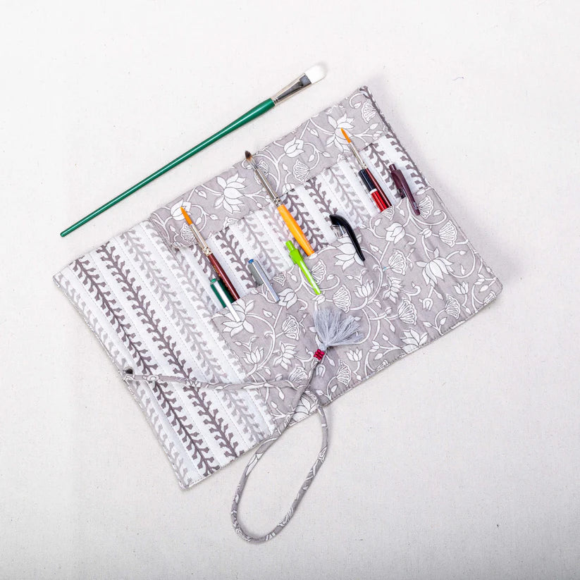 100% Natural Cotton Artist Brush & Pencil Roll