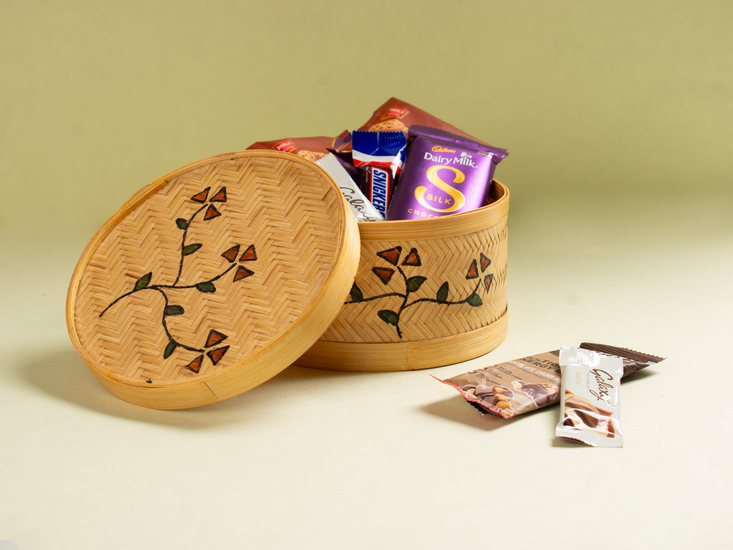 Round Bamboo Box with Handpainted Designs – Eco-Friendly & Unique