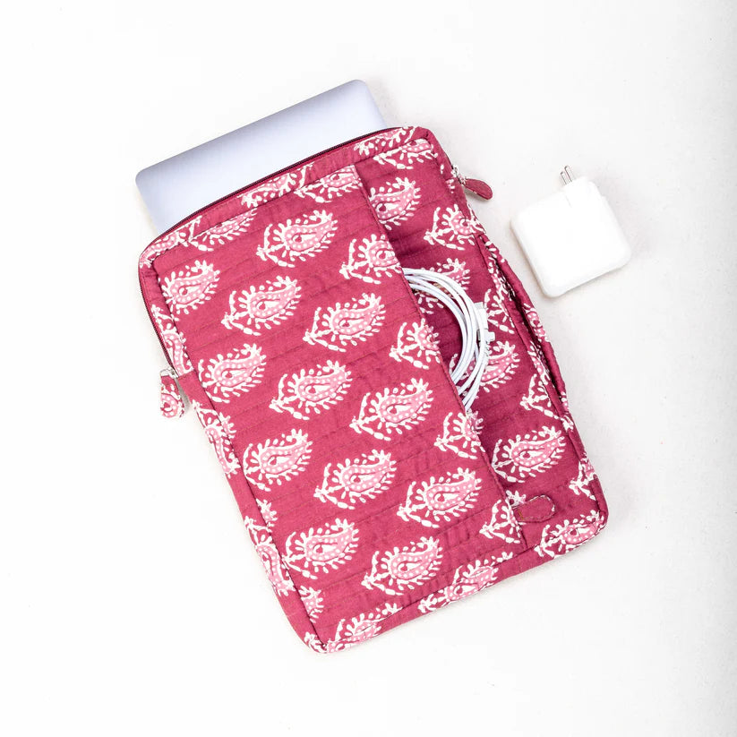 Chic Quilted Cotton Laptop Sleeve with Blockprint Design