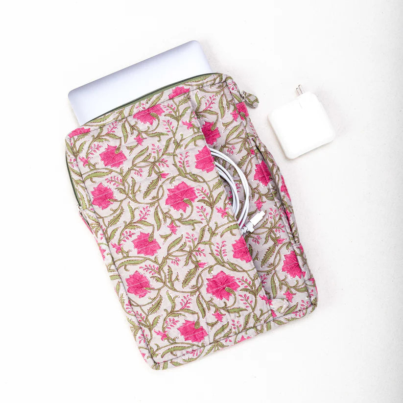 Chic Quilted Cotton Laptop Sleeve with Blockprint Design