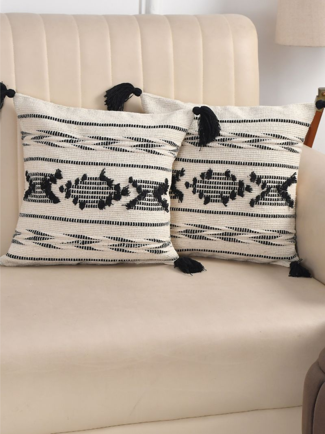 Handcrafted Cushion Cover in hues of Black & White