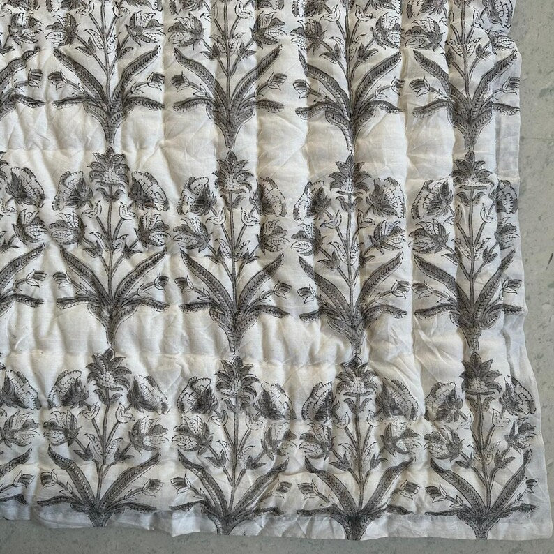 Nira 100% Soft Cotton Summer Quilt / Blanket - Reversible