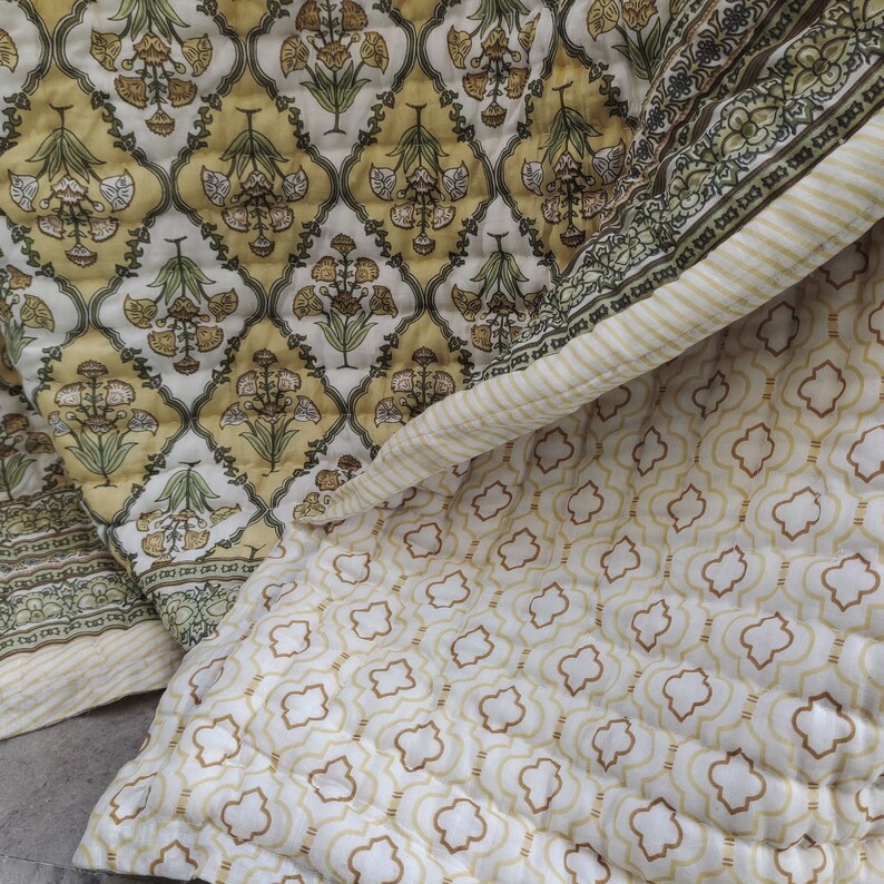 Philomila (Buttercup Yellow) - 100% Soft Cotton Organic Quilt/Blanket- Handcrafted in Jaipur