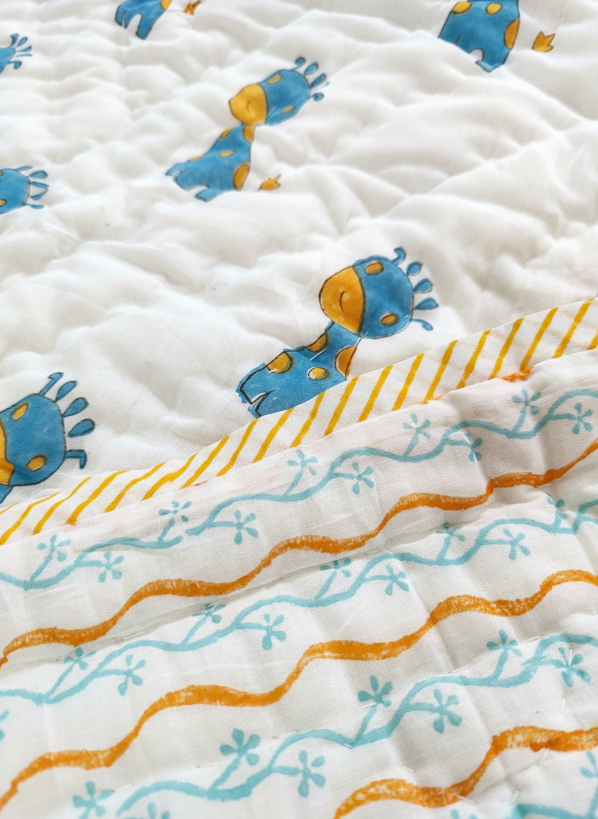 'Gigi Giraffe'- Reversible Baby Quilt|Blanket