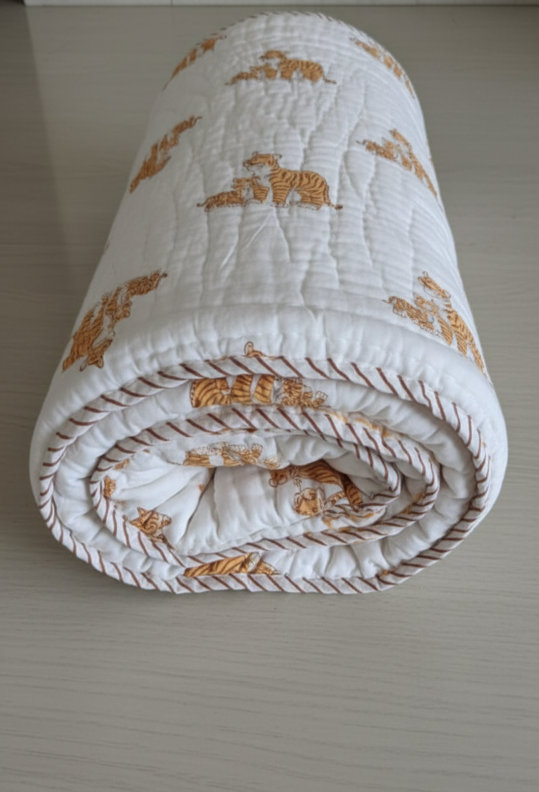 'Simba'- Reversible Baby Quilt|Blanket
