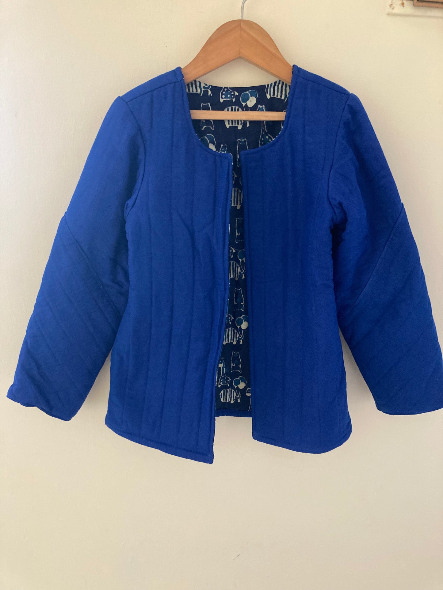 100% Quilted Cotton Reversible Jacket | Deep Blue