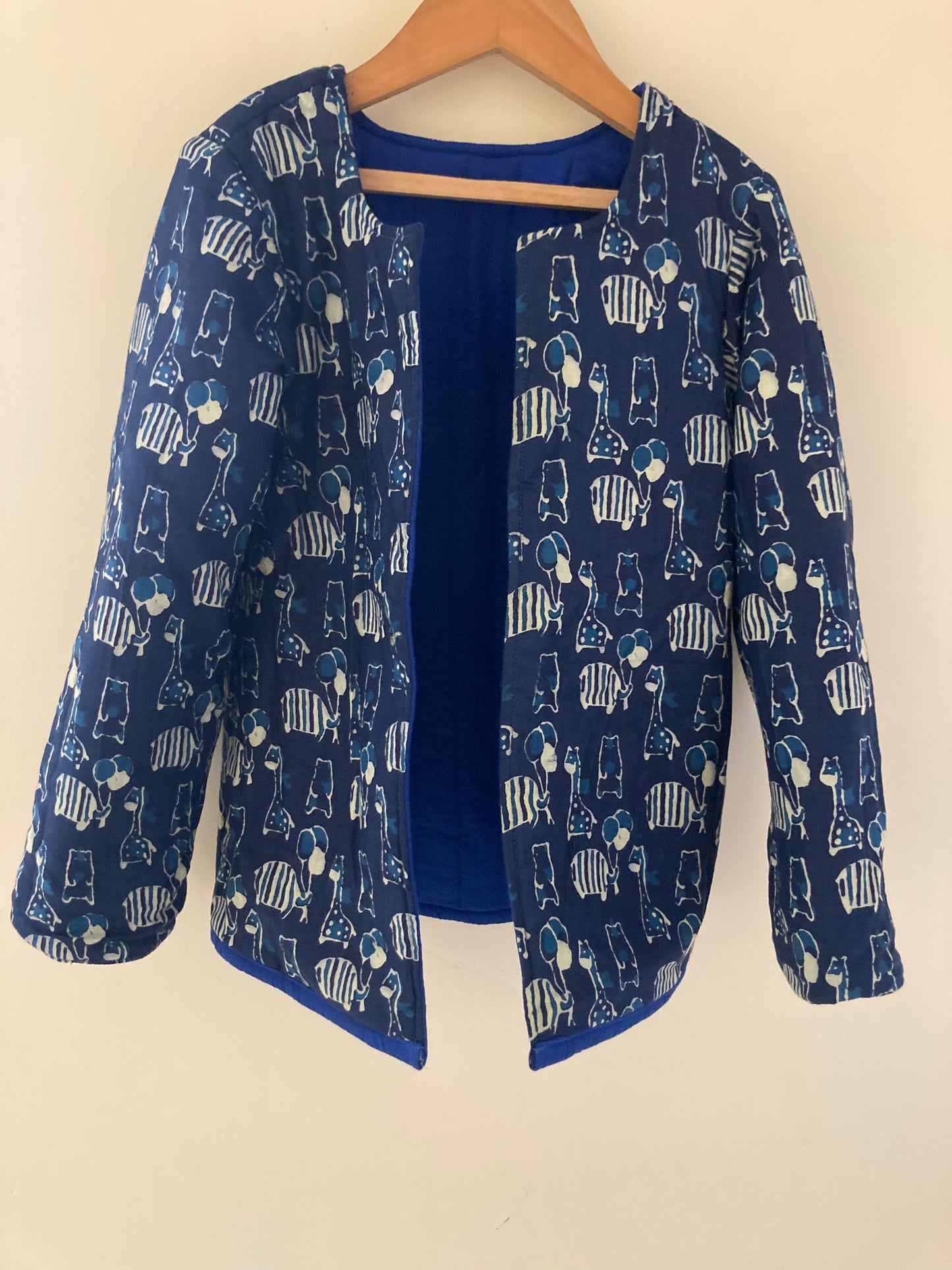 100% Quilted Cotton Reversible Jacket | Deep Blue