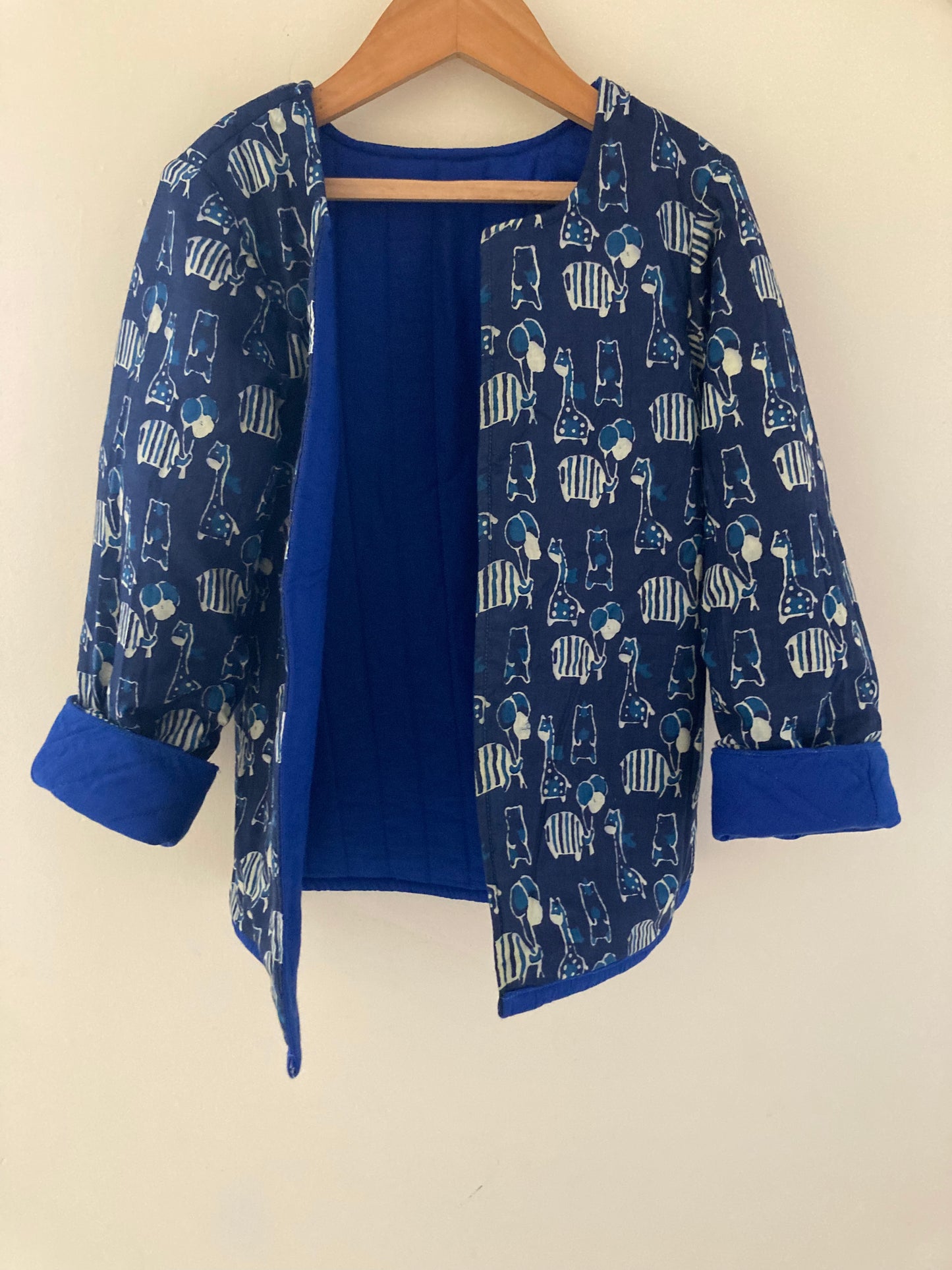 100% Quilted Cotton Reversible Jacket | Deep Blue