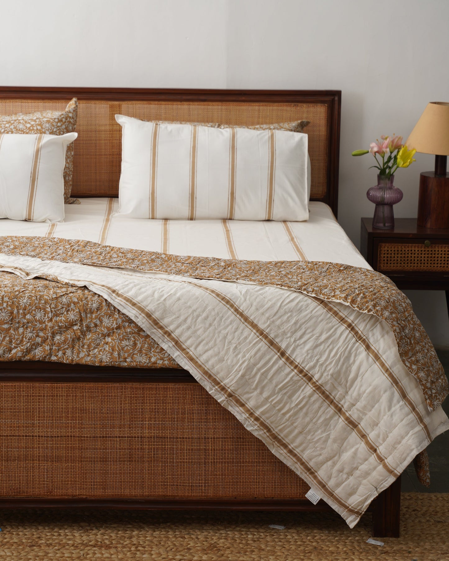 Aara 100% Soft Cotton Summer Quilt / Blanket - Reversible